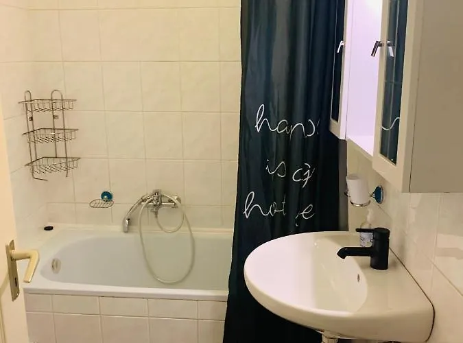 Onyx With Free Private Garage + Ac Apartment Budapest