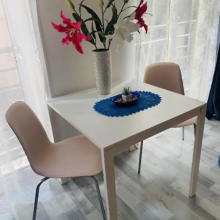 Onyx With Free Private Garage + Ac Apartamento *