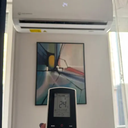 Onyx With Free Private Garage + Ac * Budapešť