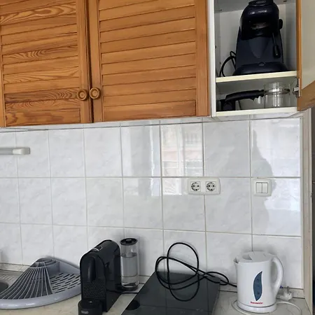 Onyx With Free Private Garage + Ac